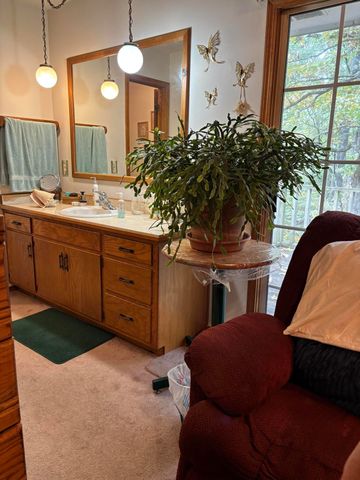1814 State Highway 125 S, Sparta, MO 65753