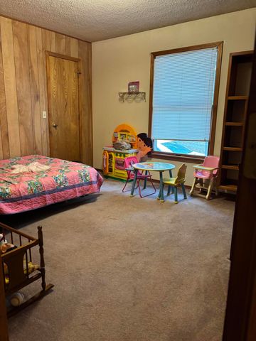 1814 State Highway 125 S, Sparta, MO 65753