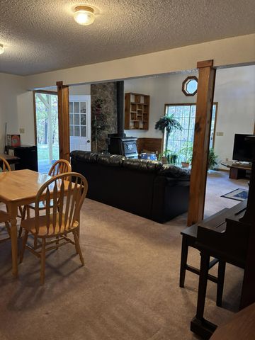 1814 State Highway 125 S, Sparta, MO 65753