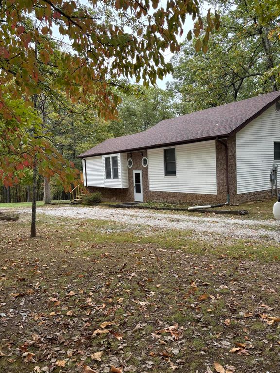 1814 State Highway 125 S, Sparta, MO 65753