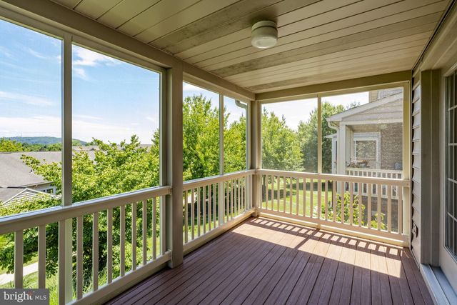 249 FIELDCREST LN, Ephrata, PA 17522