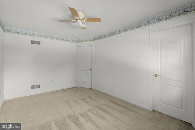 249 FIELDCREST LN, Ephrata, PA 17522