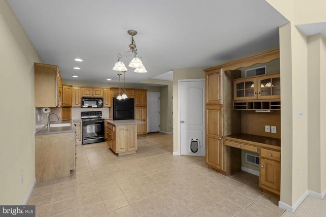 249 FIELDCREST LN, Ephrata, PA 17522