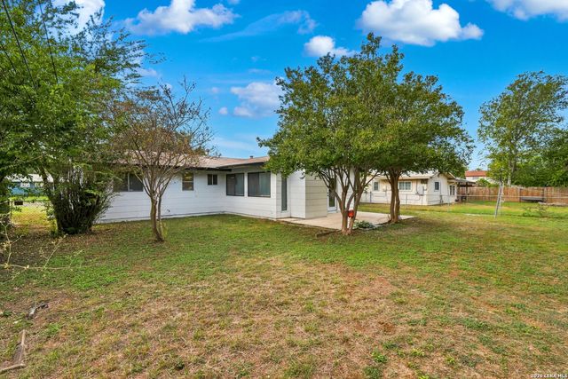 4011 TALLULAH DR, San Antonio, TX 78218