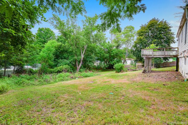 30 Smith Road, Pleasant Valley, NY 12569