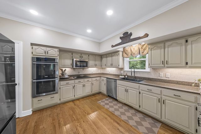 505 Windcrest Ct, Franklin, TN 37069