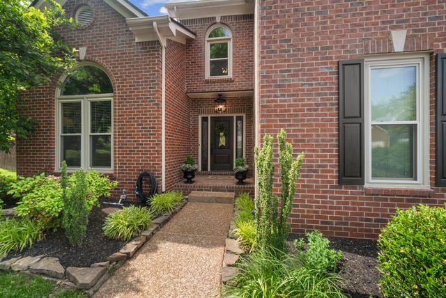 505 Windcrest Ct, Franklin, TN 37069