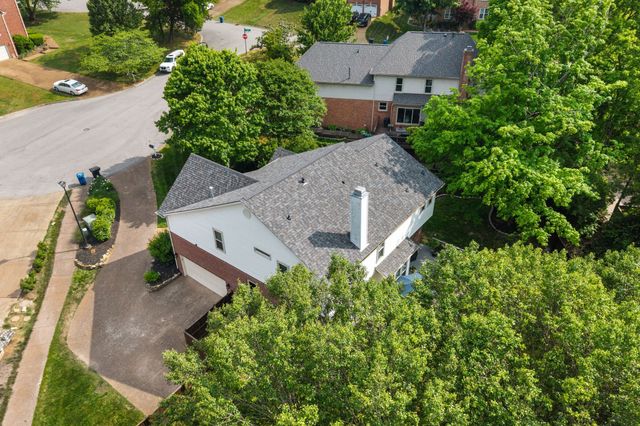 505 Windcrest Ct, Franklin, TN 37069