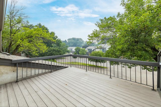 6124 Blake Ridge Road, Edina, MN 55436