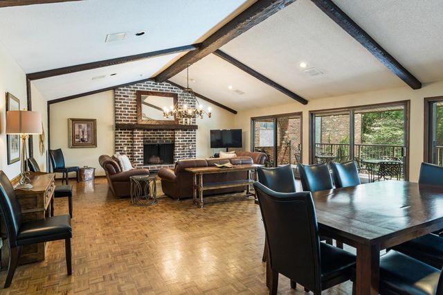 6124 Blake Ridge Road, Edina, MN 55436