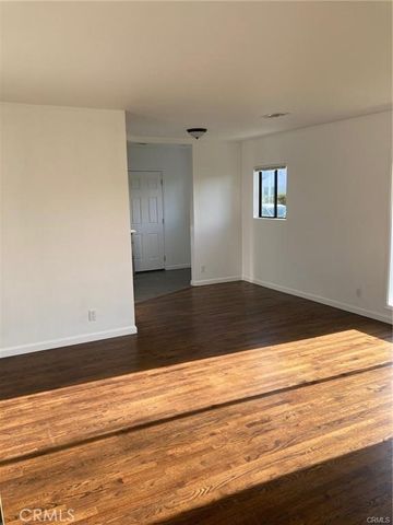 8312 Barnsley Avenue, Los Angeles, CA 90045