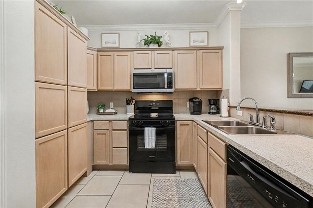 15209 Padre Island Dr 101, Corpus Christi, TX 78418