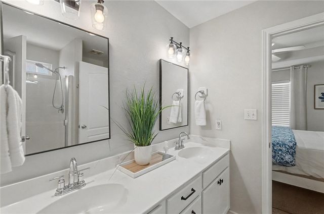 15209 Padre Island Dr 101, Corpus Christi, TX 78418