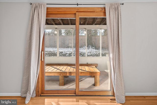 7819 FREEHOLLOW DR #7819, Falls Church, VA 22042