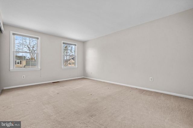 7819 FREEHOLLOW DR #7819, Falls Church, VA 22042