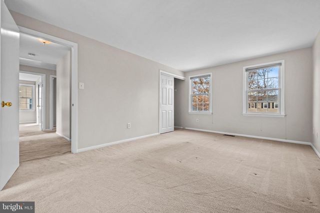 7819 FREEHOLLOW DR #7819, Falls Church, VA 22042