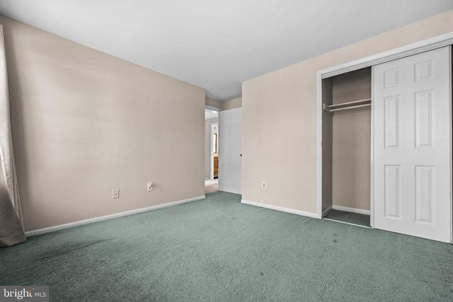 7819 FREEHOLLOW DR #7819, Falls Church, VA 22042