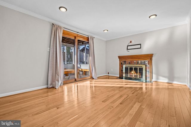 7819 FREEHOLLOW DR #7819, Falls Church, VA 22042