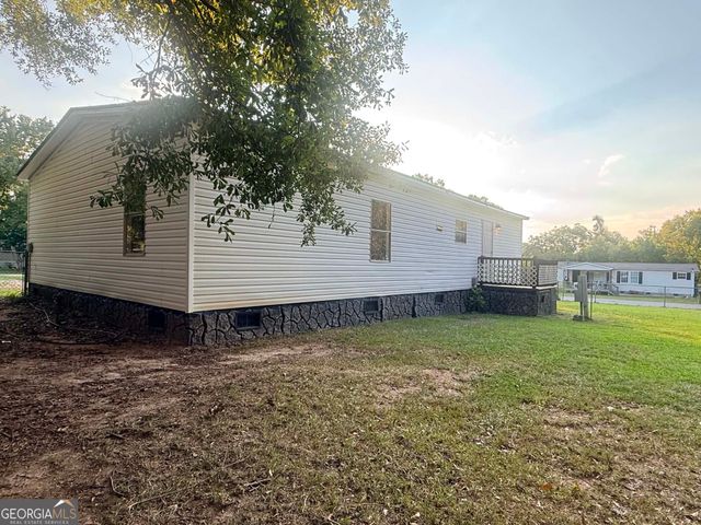 84 Skyland Drive E, Locust Grove, GA 30248