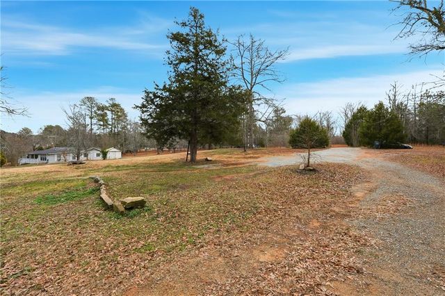 5685 Ashland Farm Road, Oxford, GA 30054
