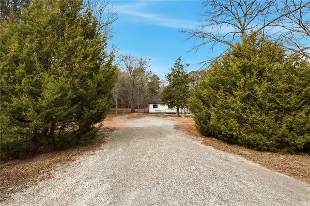 5685 Ashland Farm Road, Oxford, GA 30054