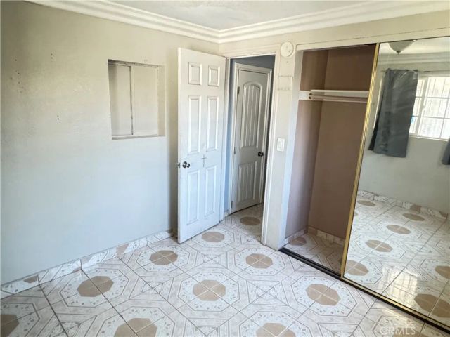 190 Meridian 87, Rialto, CA 92376