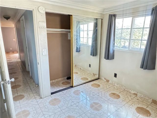 190 Meridian 87, Rialto, CA 92376