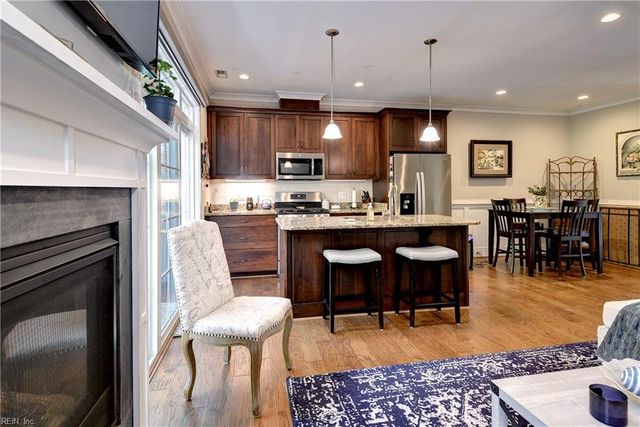 12 Village Park LN, Poquoson, VA 23662