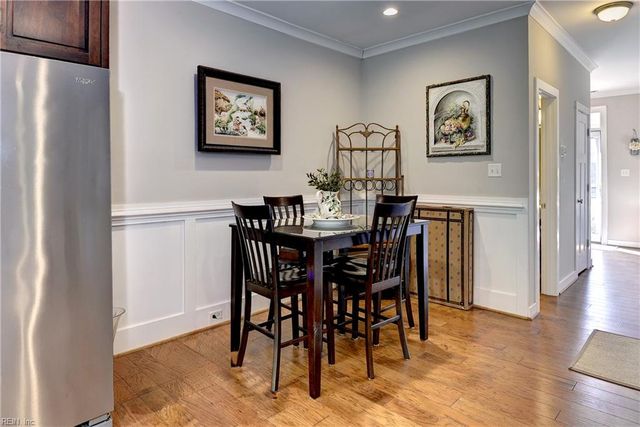 12 Village Park LN, Poquoson, VA 23662