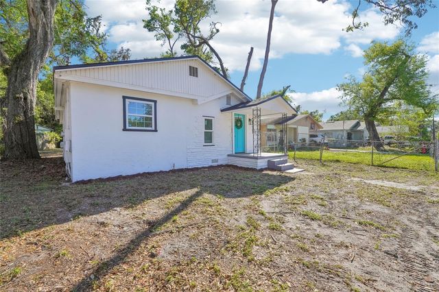 2111 E ELLICOTT STREET, Tampa, FL 33610