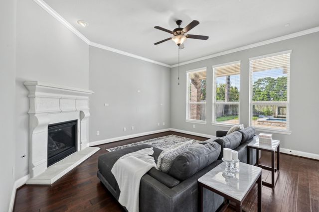 13407 Cameron Reach Drive, Tomball, TX 77377