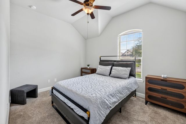 13407 Cameron Reach Drive, Tomball, TX 77377