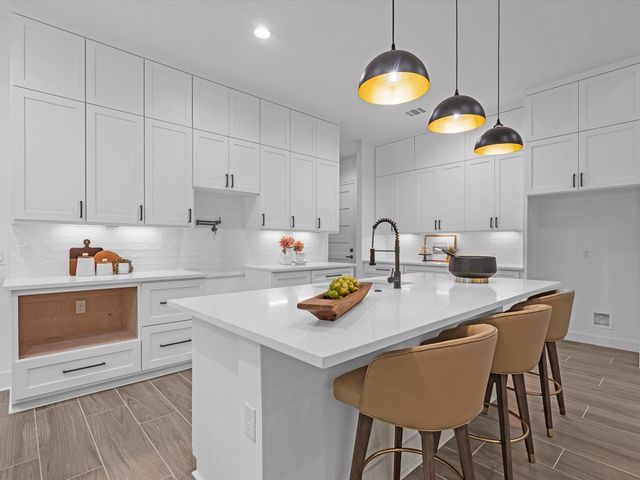 852 Road 6609, Dayton, TX 77535