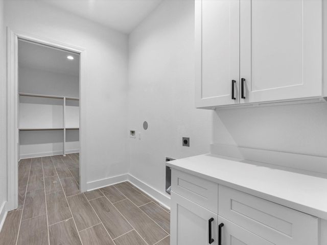 852 Road 6609, Dayton, TX 77535