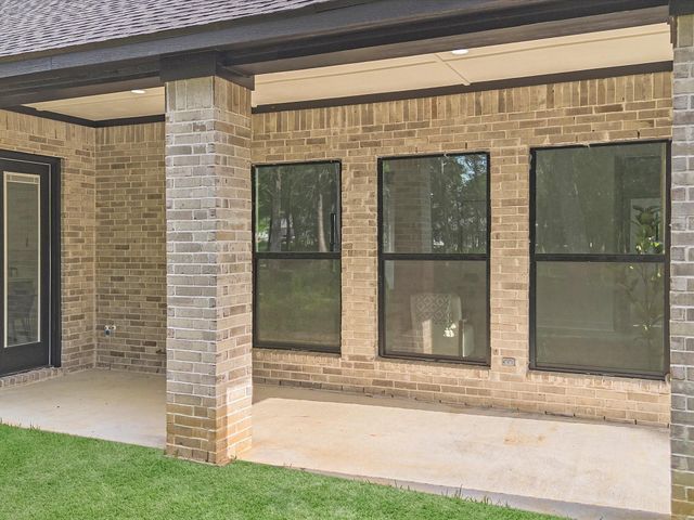 852 Road 6609, Dayton, TX 77535