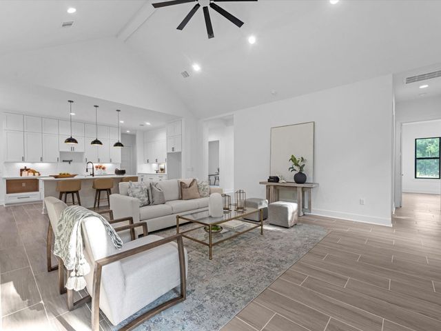 852 Road 6609, Dayton, TX 77535