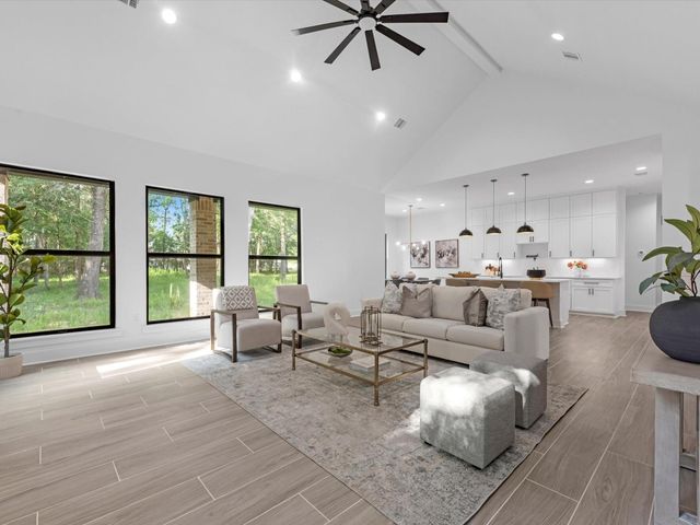 852 Road 6609, Dayton, TX 77535