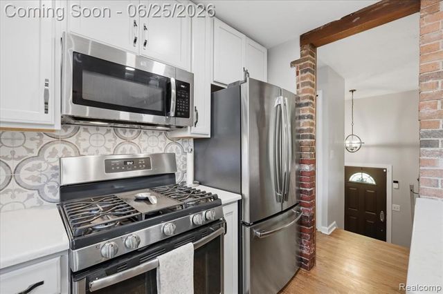 2021 Ardsley Drive, Ortonville, MI 48462