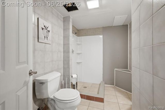 2021 Ardsley Drive, Ortonville, MI 48462