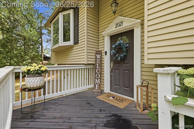 2021 Ardsley Drive, Ortonville, MI 48462