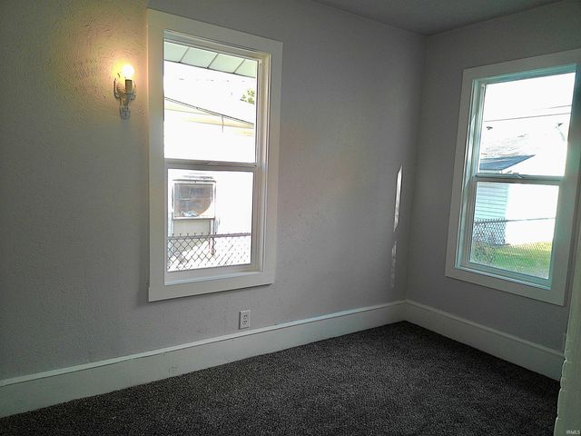 1146 College Street, South Bend, IN 46628