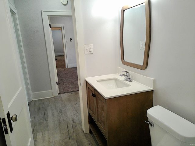 1146 College Street, South Bend, IN 46628