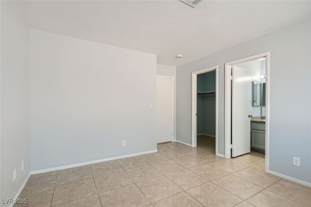 7698 Barbican Court, Las Vegas, NV 89147