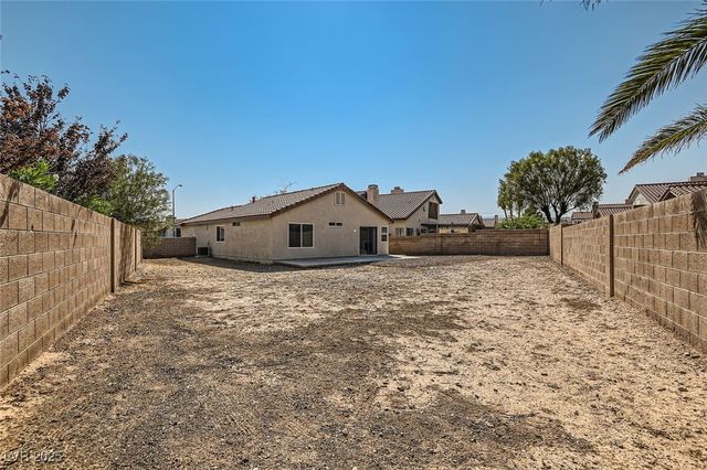 7698 Barbican Court, Las Vegas, NV 89147