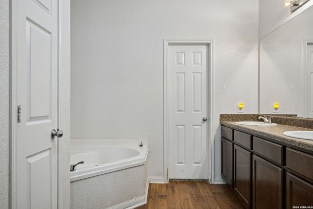 3934 Southern Fld, San Antonio, TX 78222