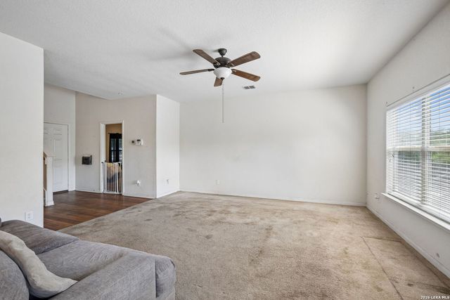 3934 Southern Fld, San Antonio, TX 78222