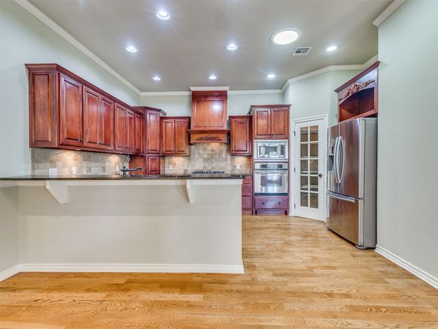 12010 S Pittsburg Avenue, Tulsa, OK 74137