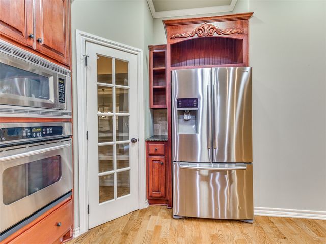 12010 S Pittsburg Avenue, Tulsa, OK 74137