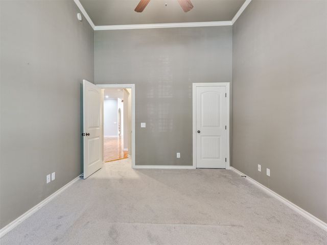 12010 S Pittsburg Avenue, Tulsa, OK 74137