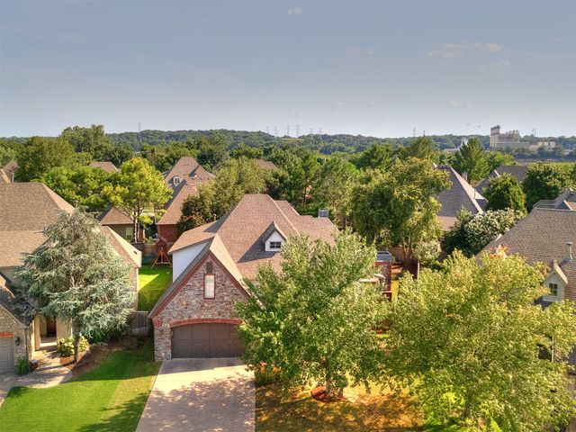 12010 S Pittsburg Avenue, Tulsa, OK 74137
